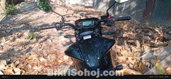 Gixxer monotone